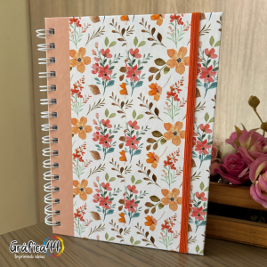 Caderno Floral Folhas Internas Papel Offset 75g. 15 x 21 cm - 100 folhas 4x4 - Colorido Frente e Verso Capa com Laminação. Wire-o. 